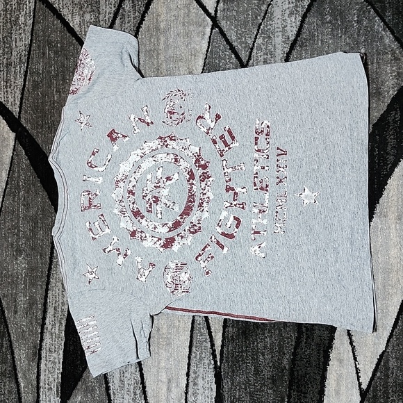 AMERICAN FIGHTER TRAINING DIVISION GRAY MAROON RAISED LOGO GRAPHIC CREW-NECK TEE - Picture 11 of 14